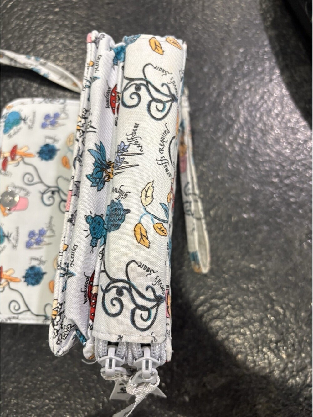 Vera Bradley Harry Potter Floral Multicolor Crossbody Zip Wallet ID Window - Picture 11 of 13